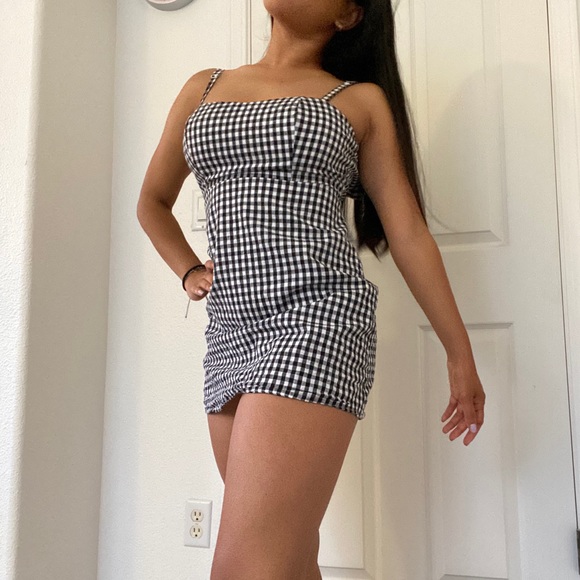 Brandy Melville Dresses & Skirts - Brandy Melville Dress